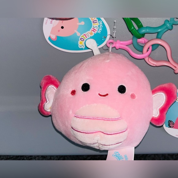 🦋Maribel butterfly Squishmallows clip - Picture 1 of 1